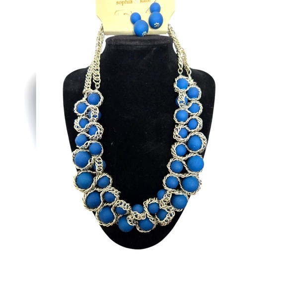 NWT Sophia & Kate Earrings And Necklace Set - Picture 1 of 3